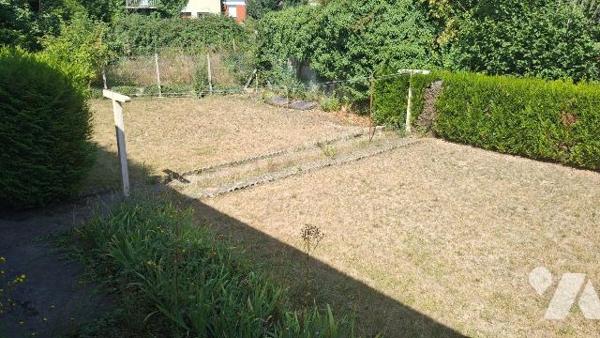 Maison à Vendre à Argentan (61200) d'une superficie approximative de 82 m² se situe sur un terr...