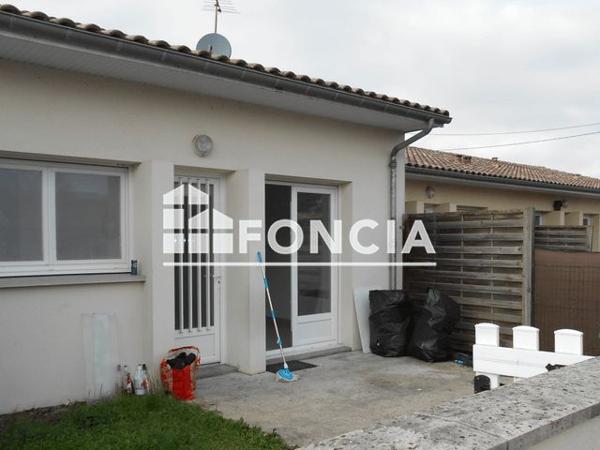 Location Maison 3 pièces 59.59 m² - AVENUE DE LA GARE Macau 33460