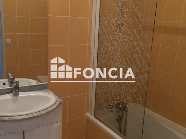 Location Maison 3 pièces 59.59 m² - AVENUE DE LA GARE Macau 33460