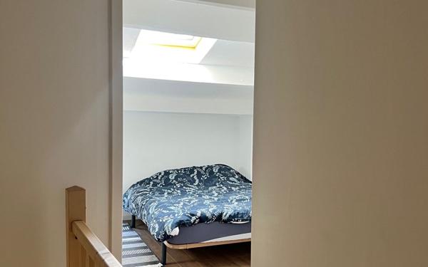 Maison à vendre    7 pièces •  Vallon-Pont-d'Arc