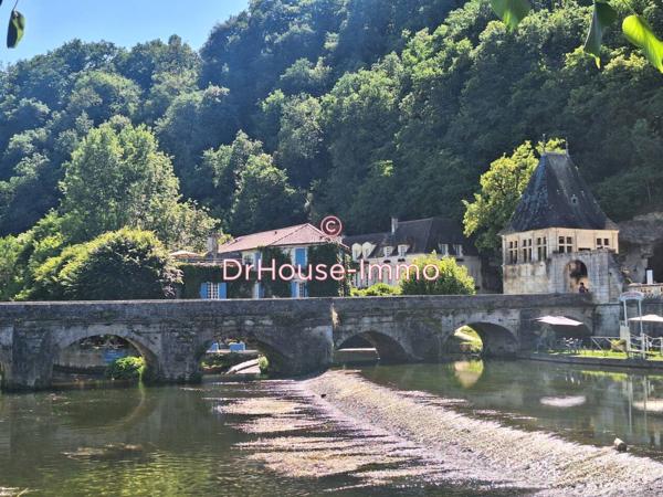 Immeuble à vendre 10 pièces de 320 m²