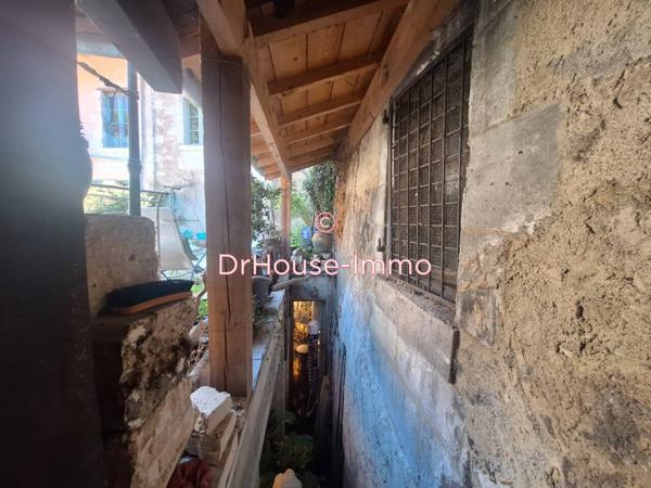 Immeuble à vendre 10 pièces de 320 m²
