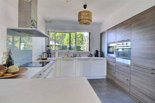 Maison contemporaine 130 m² Tosse, au calme, 4 chambres, garage, piscine