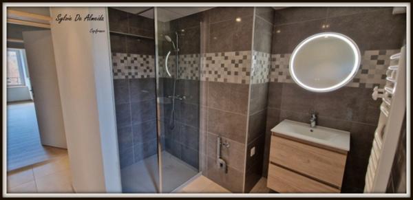 Appartement Duplex Rénové 2 chambres à vendre 3 pièces MACON (71)76 m²