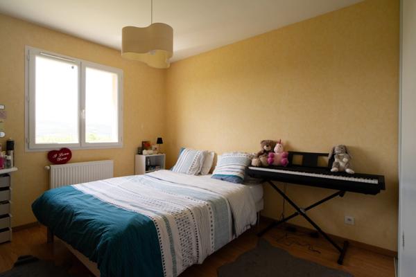 Maison à vendre 4 pièces CHEVAGNY LES CHEVRIERES (71)