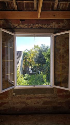 MAISON AVEC JARDIN A AMENAGER, PROCHE DES COMMODITES