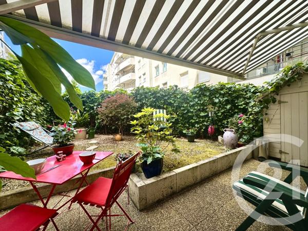 Appartement F5 à vendre  4 pièces - 93 m 2   FRANCHEVILLE  - 69