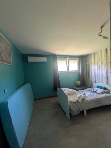 Maison  7 pièce(s)  5 chambre(s)  144.57 m²