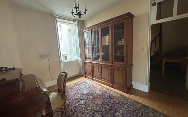 Maison à vendre    5 pièces •  Culan