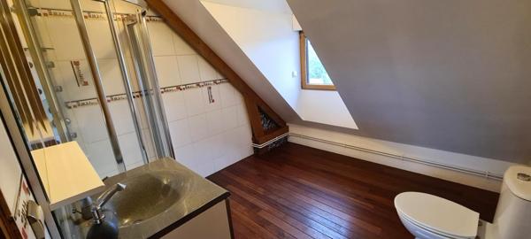 Pavillon semi plain-pied d'exception à Delettes