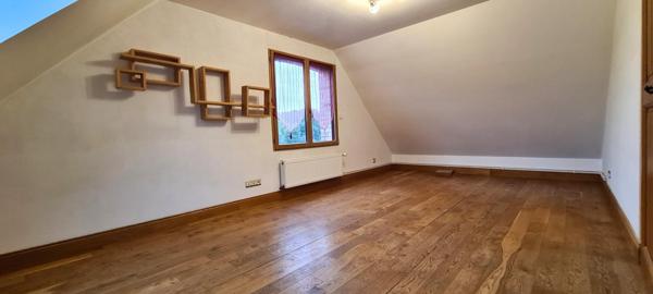 Pavillon semi plain-pied d'exception à Delettes