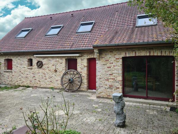 Pavillon semi plain-pied d'exception à Delettes