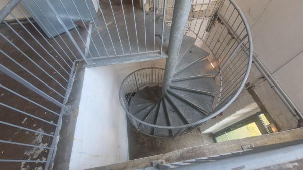 Local d'activité PONT-AVEN