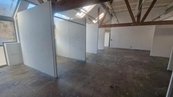 Local d'activité PONT-AVEN