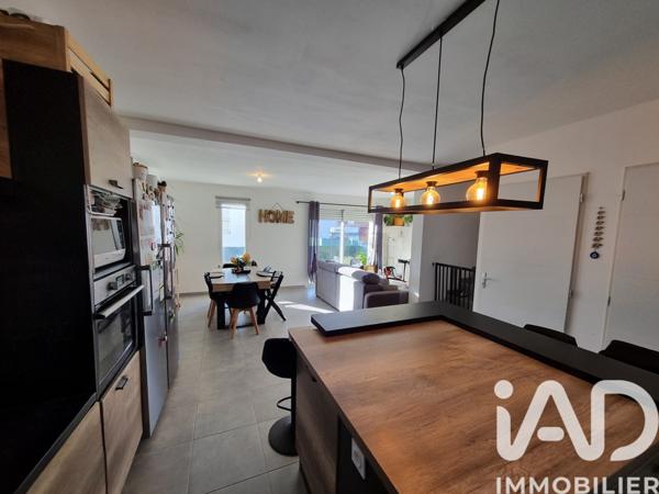 Maison à vendre 4 pièces 85 m² Vauvert