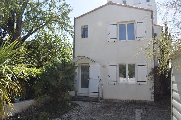 Maison située à Saint Georges de Didonne dans le quartier Vallières accès à la plage à 60 mètres.