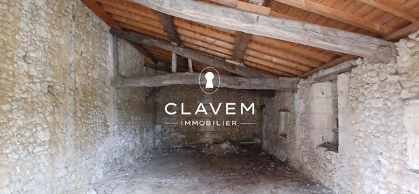 GARAGE EN PIERRE