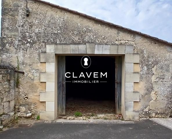 GARAGE EN PIERRE