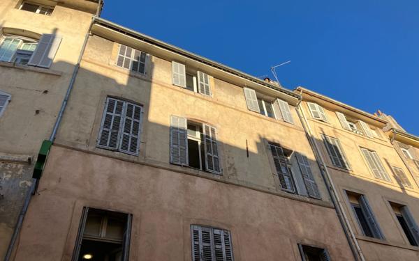 Appartement à vendre    3 pièces •  Aix-en-Provence