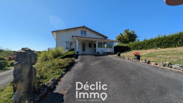 Vente maison de campagne Villefagnan, 122m² 6 pièces 169 600€ Charente