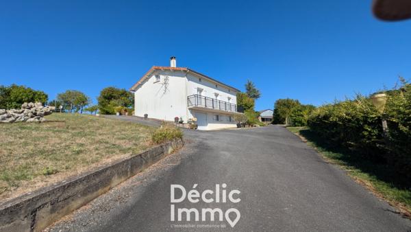 Vente maison de campagne Villefagnan, 122m² 6 pièces 169 600€ Charente