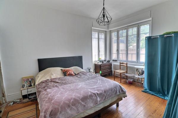 Maison de 1940 avec garage