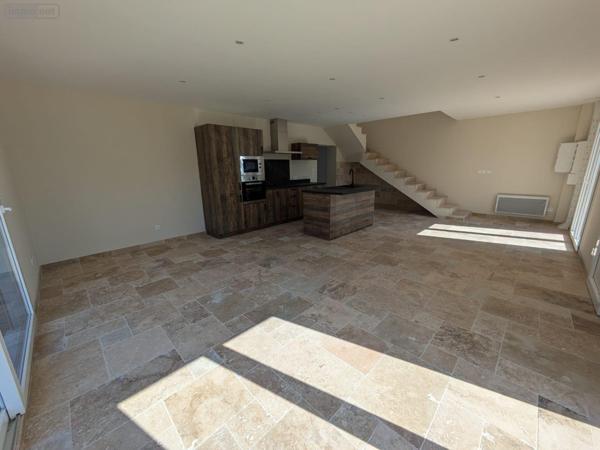 Maison à vendre à Changé dans la Sarthe (72560), ref : CHM63