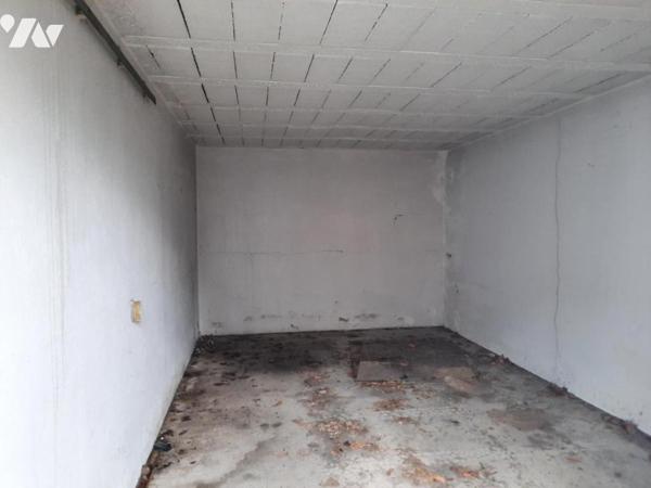 SAINT-JEAN-DE-MONTS : Garage