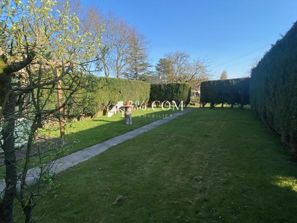 Maison 6 pièce(s) 5 chambre(s) 137 m²