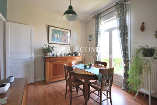 Maison 6 pièce(s) 5 chambre(s) 137 m²