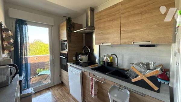 CHÂLONS-EN-CHAMPAGNE - QUARTIER CHANZY  
Bel appartement T5 de 80 m² avec deux balcons - Derni...