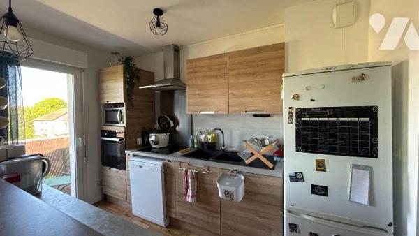 CHÂLONS-EN-CHAMPAGNE - QUARTIER CHANZY  
Bel appartement T5 de 80 m² avec deux balcons - Derni...