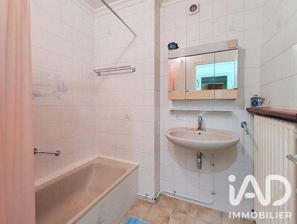 Maison à vendre 9 pièces 223 m² Valleiry