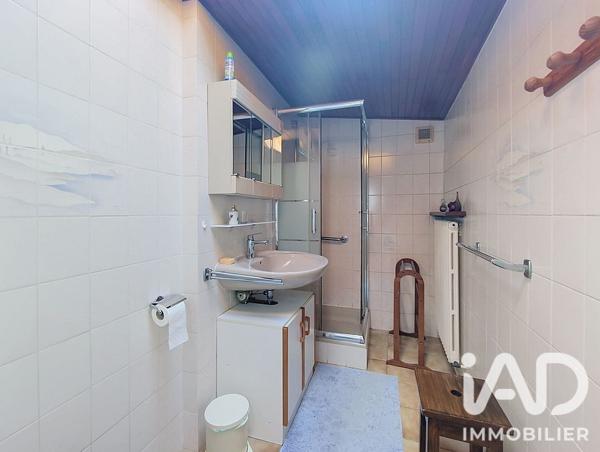 Maison à vendre 9 pièces 223 m² Valleiry