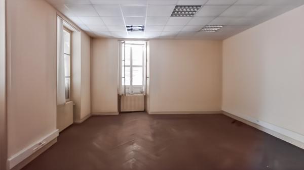 Maison Argenton Sur Creuse 10 pièce(s) 270 m2