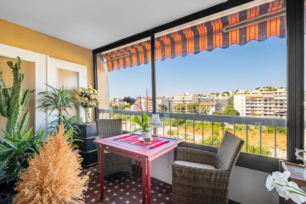 Appartement 3 pièces - 77 m² Exclusivité efficity