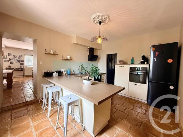 Maison à vendre  8 pièces - 210 m 2   AUREILHAN  - 65