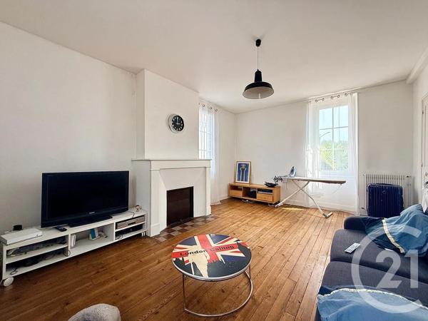 Maison à vendre  8 pièces - 210 m 2   AUREILHAN  - 65