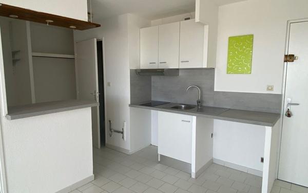 Appartement à louer    1 pièce •  Frontignan