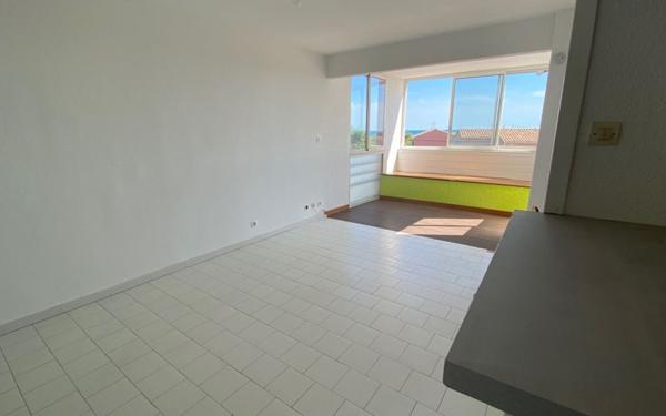 Appartement à louer    1 pièce •  Frontignan