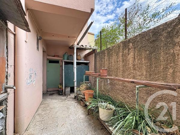 Maison à vendre  6 pièces - 153,40 m 2   ARLES SUR TECH  - 66