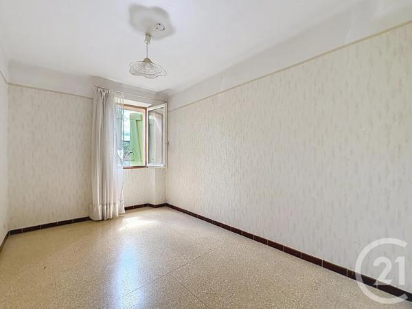 Maison à vendre  6 pièces - 153,40 m 2   ARLES SUR TECH  - 66