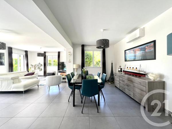 Maison à vendre  7 pièces - 216 m 2   FROUZINS  - 31