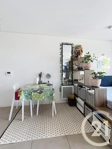 Appartement T1 à vendre  1 pièce - 24 m 2   MONTPELLIER  - 34