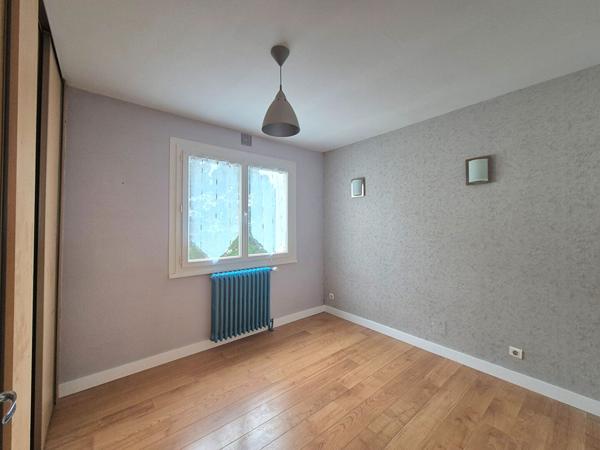 ZOLA – Rue Marzelle de Grillaud – T2 avec parking et cave
