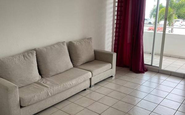 Appartement à vendre    1 pièce • 21,92 m2 Les Abymes