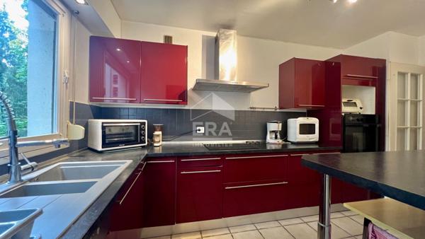 APPARTEMENT F3 EVRY VILLAGE - 70 M² AVEC BALCON, CAVE ET PARKING