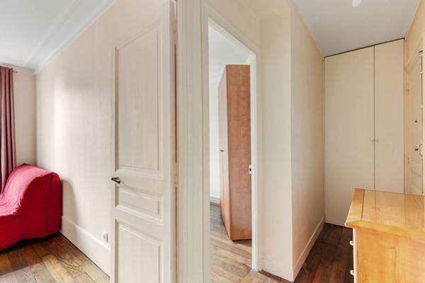 Exclusivité l'Adresse - 2p traversant, clair, plan en étoile - Epinettes