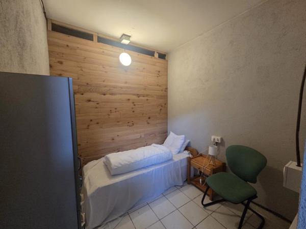 Entrepôts Centre Ville Briançon 667m2