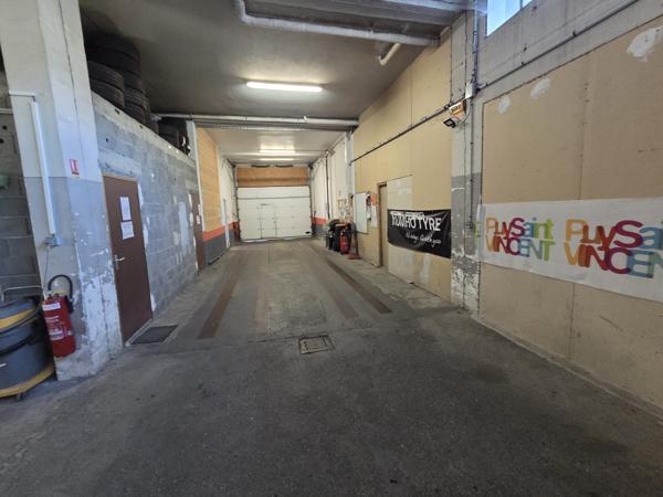 Entrepôts Centre Ville Briançon 667m2